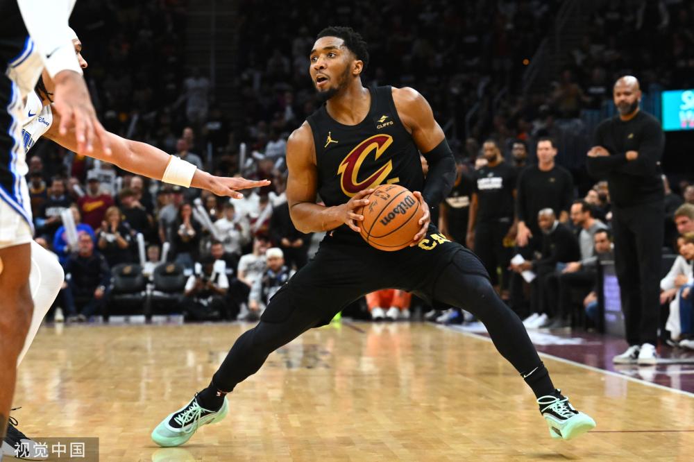 际大赛中屡 际大赛中屡