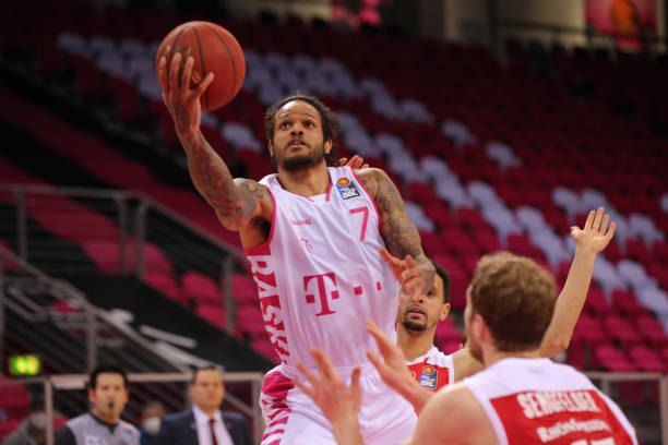 首的老牌劲 首的老牌劲